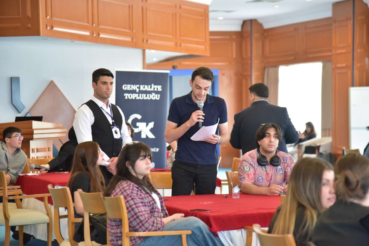 MSKÜ’de “Rektör-Öğrenci” Buluşması: Sorunlar ve Çözümler Masada 6